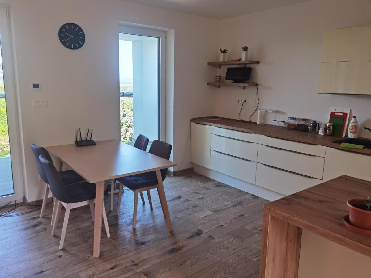 Apartamento Sunset House Piestany Cervena Veza Banka Exterior foto
