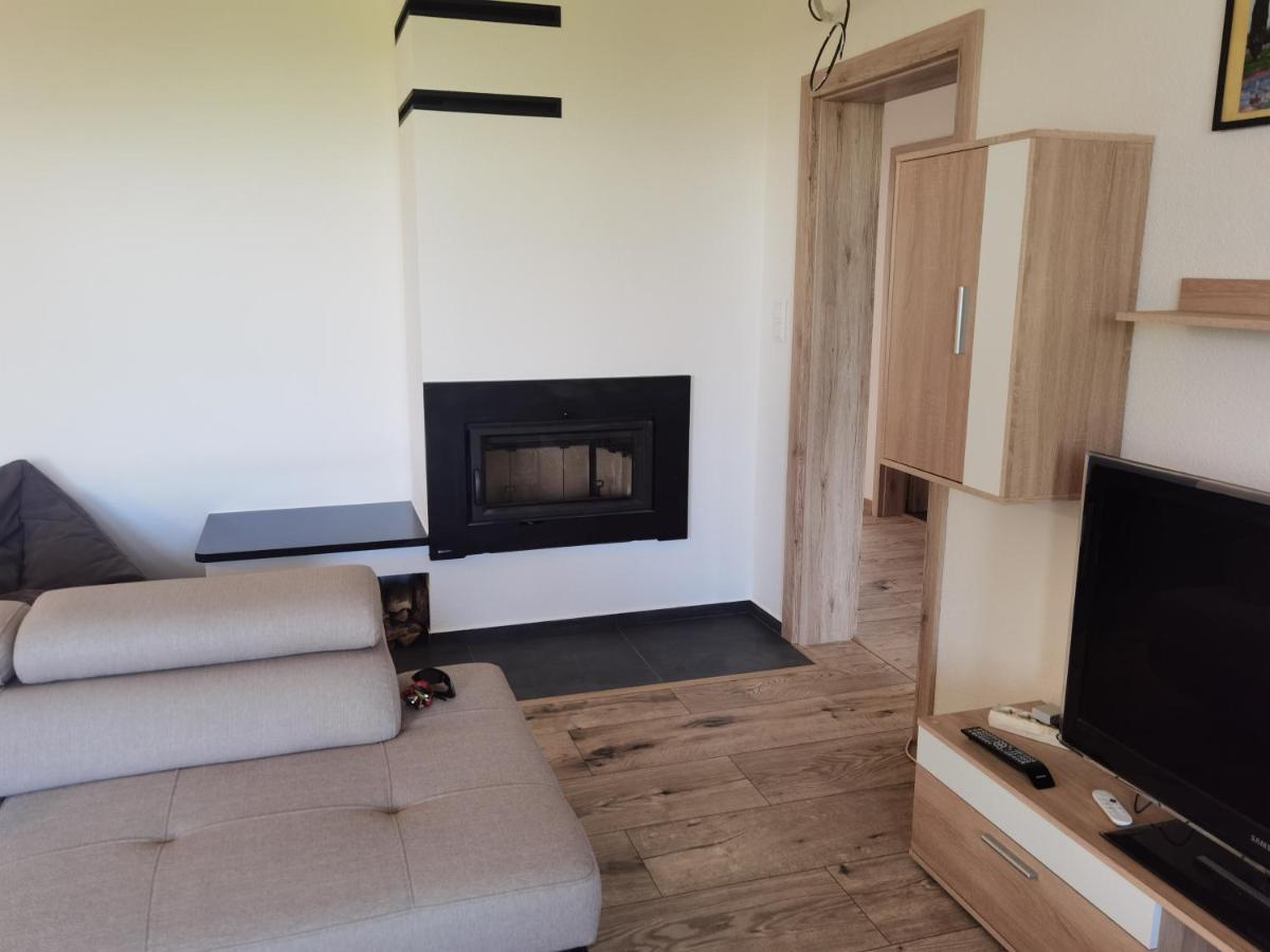 Apartamento Sunset House Piestany Cervena Veza Banka Exterior foto