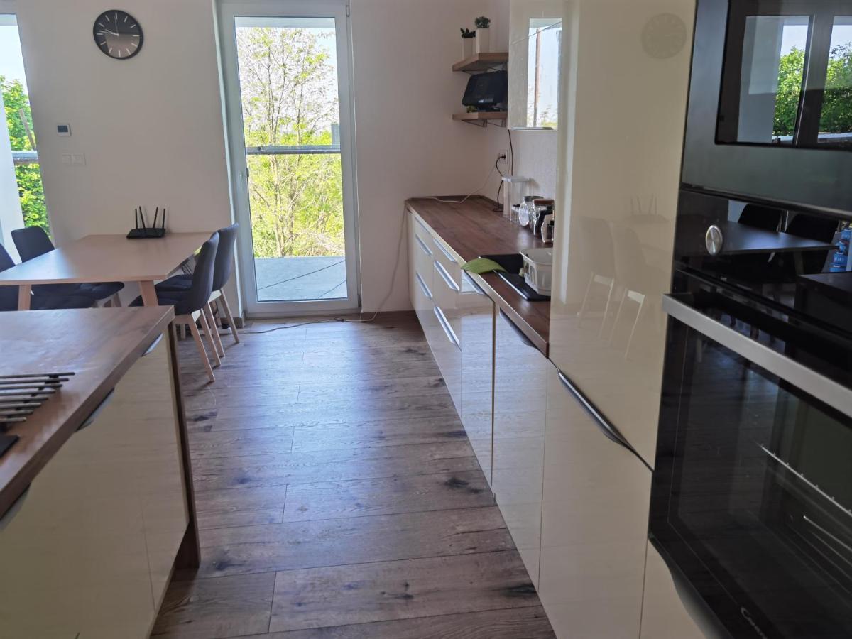 Apartamento Sunset House Piestany Cervena Veza Banka Exterior foto